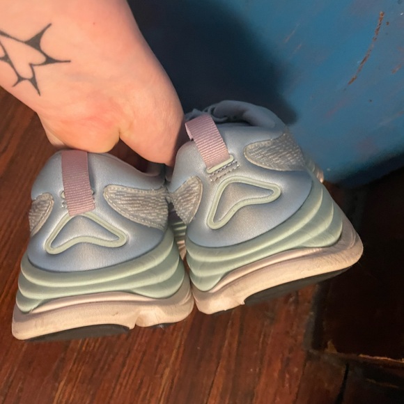 Hoka Gaviota 5 size 9.5 - Picture 4 of 4